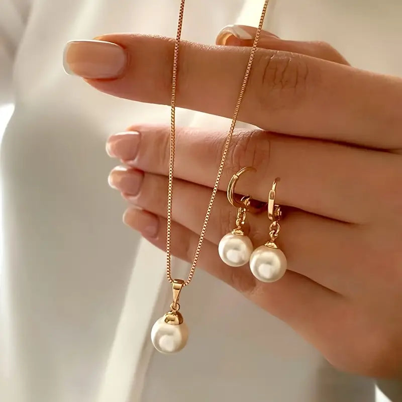 Set de joyas con perlas “Golden Grace”