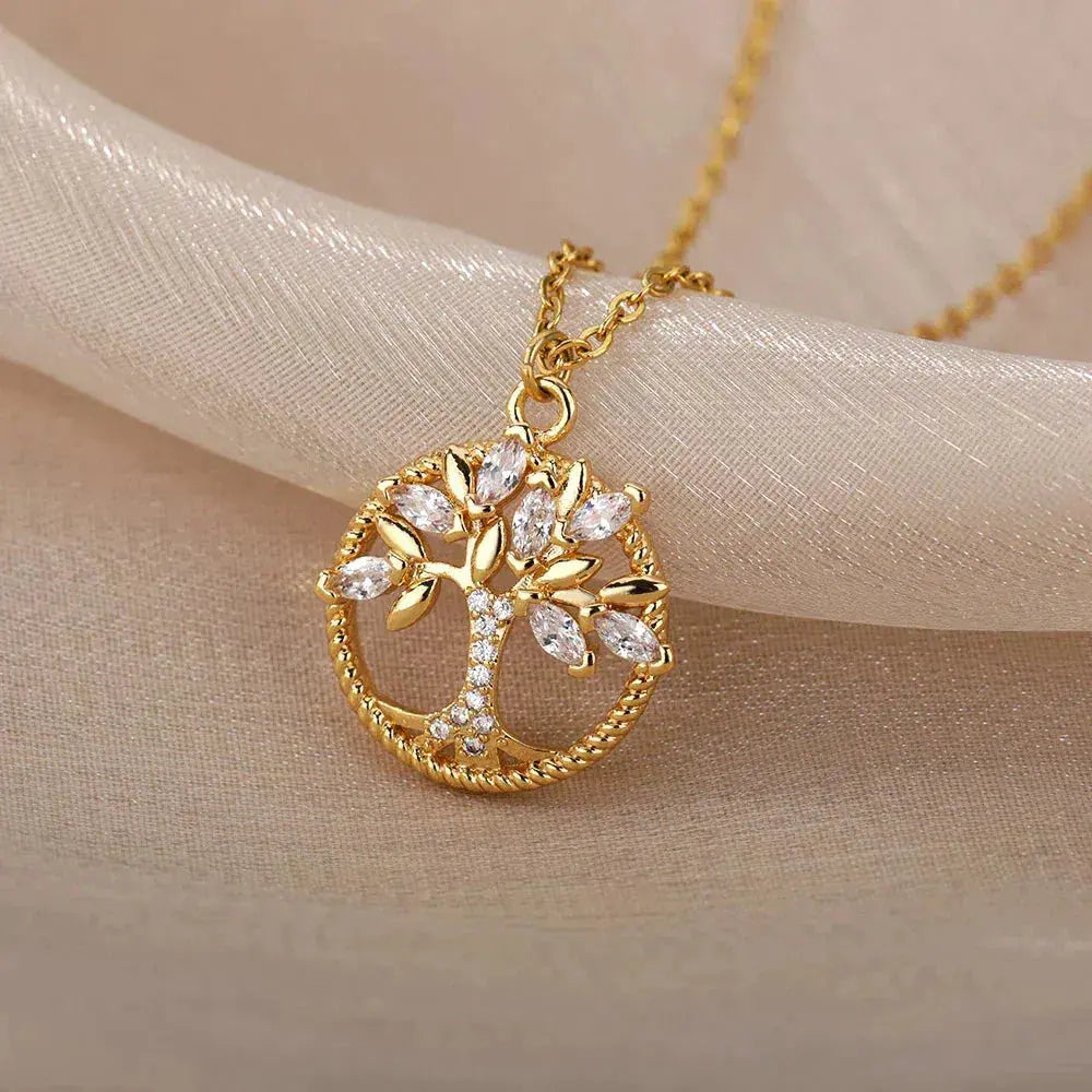 Collar de oro con árbol de la vida y circonita